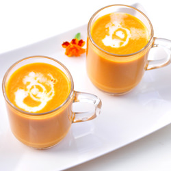 Curried Carrot Coconut Soup - Recipe photo by starvingchef