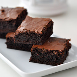 Easy Fudgy Brownies - Recipe photo by droolfactor