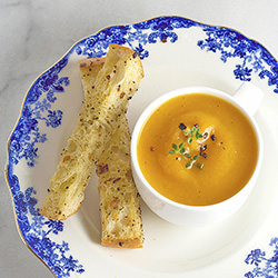 Butternut Squash & Apple Soup - Recipe photo by Bijouxs