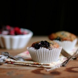 Very Berry Banana Muffins - Recipe photo by HowToSimplify