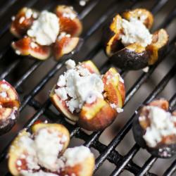Figs w/ Goat Cheese - Recipe photo by joshbousel