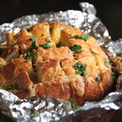 Garlic Cheddar Pull Apart Bread - Recipe photo by alaskafromscratch