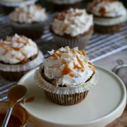 Pumpkin Spice Latte Cupcakes - Recipe photo by clockworklemon