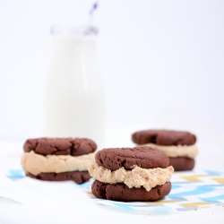 Pb Cookie Dough Sandwich - Recipe photo by Mis-Cakes