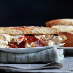 Smokey Meat & Mushroom Sandwich - Recipe photo by endydaniel
