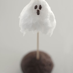 Ghost Cotton Candy - Recipe photo by willowday