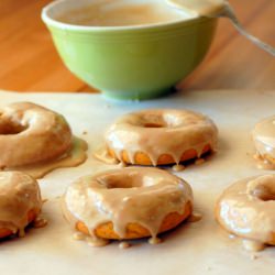 Pumpkin Doughnuts with Maple Glaze - Recipe photo by freeeats