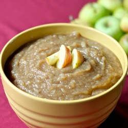 Homemade Chai Spiced Applesauce - Recipe photo by forbiddenrice