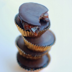 Smoked Almond Turtles - Recipe photo by bakerbettie