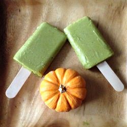 Green Smoothie Popsicle - Recipe photo by familysponge