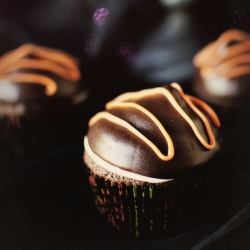 {Not So} Hi-Hat Cupcakes - Recipe photo by kita roberts