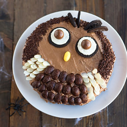 Owl Cake for Halloween - Recipe photo by Unodedos