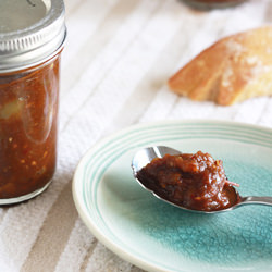 Tomato and Onion Jam - Recipe photo by heoyeahyum