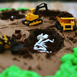 Dinosaur Cake - Recipe photo by mkarimipour
