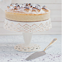 Lemon Meringue Pie - Recipe photo by katherine_mor