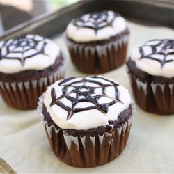 Spider Web Cupcakes - Recipe photo by lilylynn15