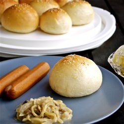 Buttermilk Dinner Rolls - Recipe photo by aishahias