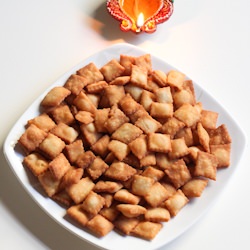 Shankarpali - Recipe photo by cravecookclick