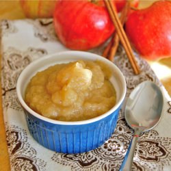 Cinnamon Applesauce - Recipe photo by AmandasApron