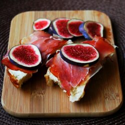 Fig and Ham Sandwich - Recipe photo by JestPysznie