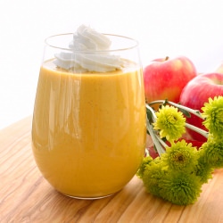 Vegan Pumpkin Smoothie - Recipe photo by laurafriendly