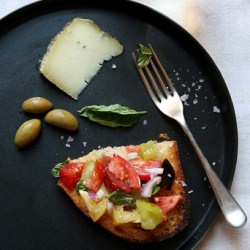 Perfect Tomato Bruschetta - Recipe photo by Frances Janisch