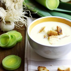 Leek Soup with Garlic - Recipe photo by multiwitamina