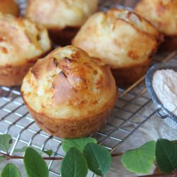 Cheesy Popovers - Recipe photo by cookiecrumble