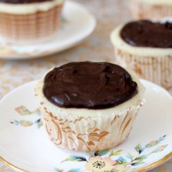 Eggless Cupcakes - Recipe photo by Sailu