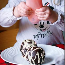 Christmas Cake Balls - Recipe photo by mammapapera