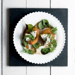 Spicy Pears and Cheese - Recipe photo by olibiakos