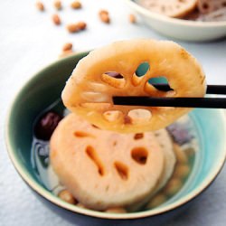 Lotus Root Soup w/ Peanuts - Recipe photo by justasdelish