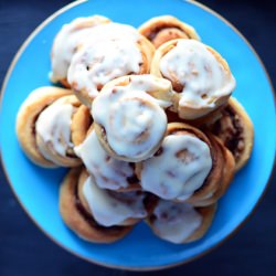 Mini-Cinnamon Buns - Recipe photo by setonh