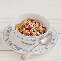 Homemade Granola - Recipe photo by katherine_mor