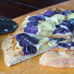 Potato Pizza - Recipe photo by dinnersdishesanddesserts
