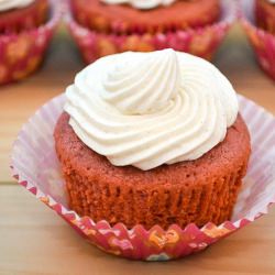 Red Velvet Cupcakes - Recipe photo by Oishii Treats