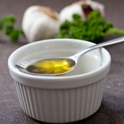 Garlic Oil - Recipe photo by tazikova
