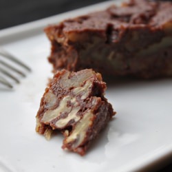 Chocolate Walnut Pecan Date Pie - Recipe photo by chowvida
