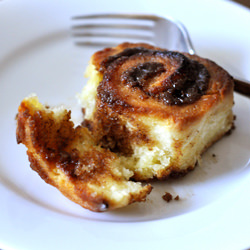 No Yeast Cinnamon Rolls - Recipe photo by droolfactor