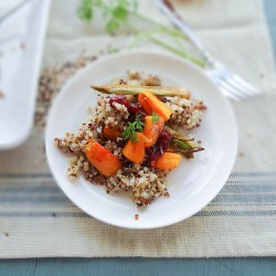 Roasted Carrot & Leek Quinoa - Recipe photo by sundaymorning bananapancakes