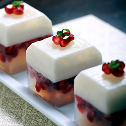 Coconut, Pomegranate & Lime Kanten - Recipe photo by olivesfordinner