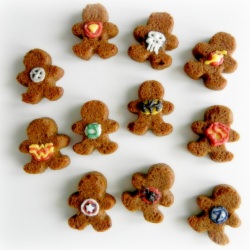 Mini Superhero Gingerbread Men - Recipe photo by sugarswings