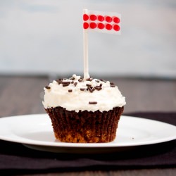 S'mores Cupcakes - Recipe photo by Mis-Cakes