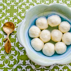 Bengali Rasgulla - Recipe photo by mywaytocook.com