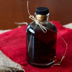 Homemade Extracts - Recipe photo by SheKnows Food Editor