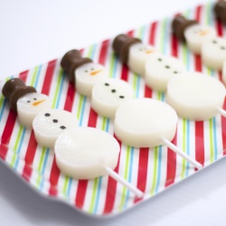 Snowman Jello Shot Pops - Recipe photo by sdenneler