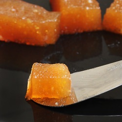 Membrillo – the Spanish Quince Paste - Recipe photo by MeLia