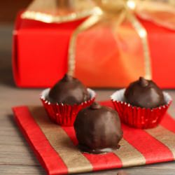 Chocolate Chip Cookie Dough Truffle - Recipe photo by garnishwithlemon