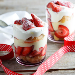 Strawberry & Cream Trifle - Recipe photo by Simply Delicious