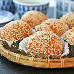 Jian Dui (Sesame Seed Balls) - Recipe photo by rotinrice